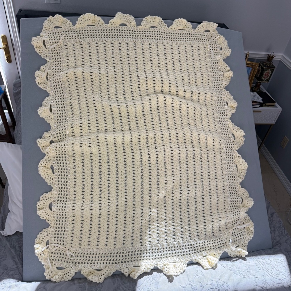 Vintage Handmade Crochet Baby Blanket  yellow Scalloped Ribbon Trim